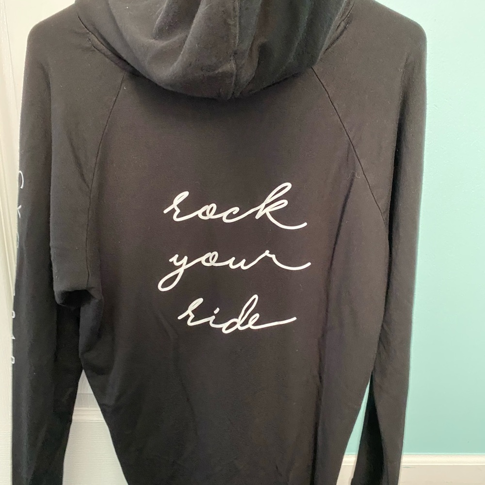 CYCLEBAR CROPPED HOODIE